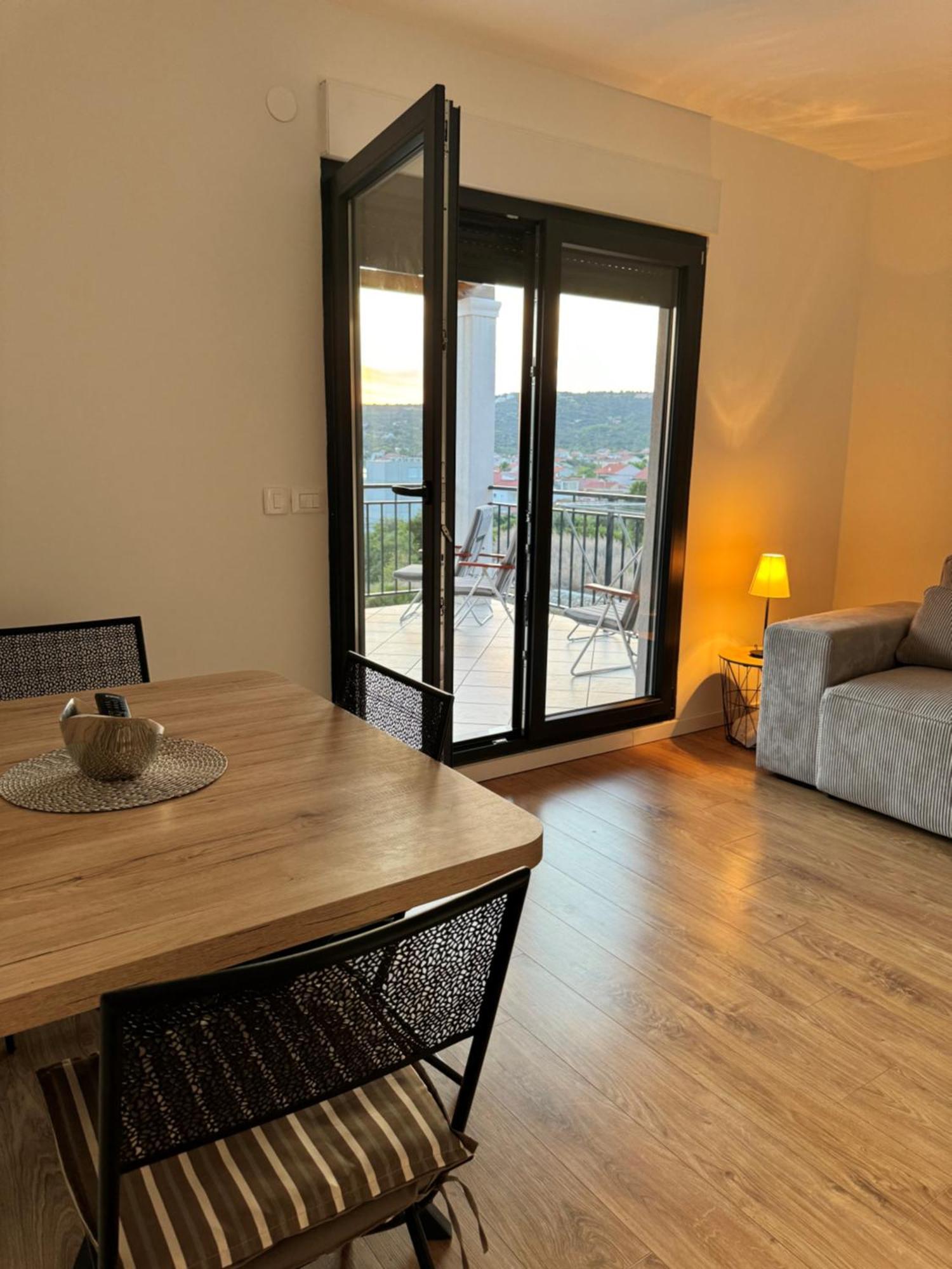 Apartman Vitanov Vinisce Exterior photo